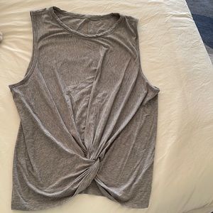 Lululemon knot crop top size 8
